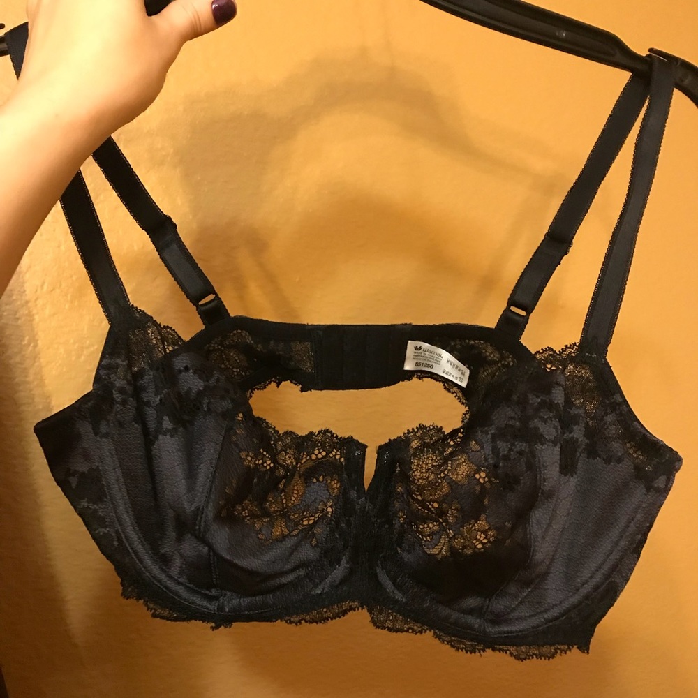 Wacoal bra, 38C, worn once